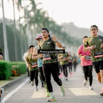 Runner Photo 6679544