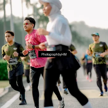 Runner Photo 6679609