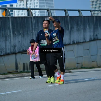Runner Photo 6679651