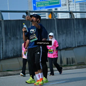 Runner Photo 6679652