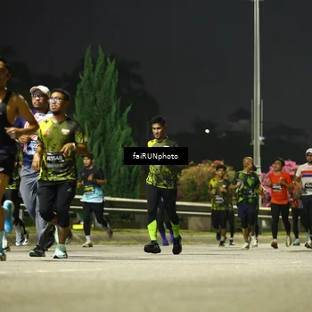 Runner Photo 6679687