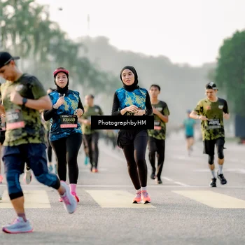Runner Photo 6679709