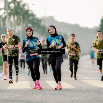 Runner Photo 6679719
