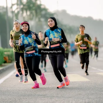 Runner Photo 6679731