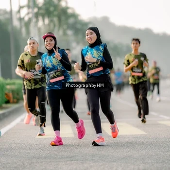 Runner Photo 6679733
