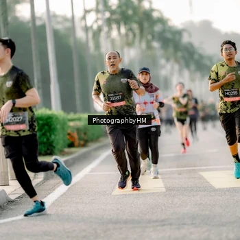 Runner Photo 6679785