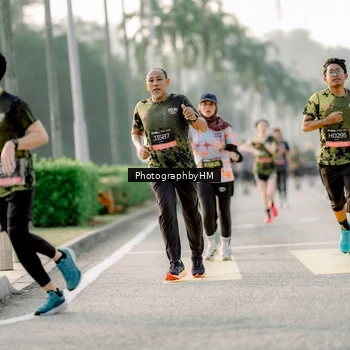 Runner Photo 6679788