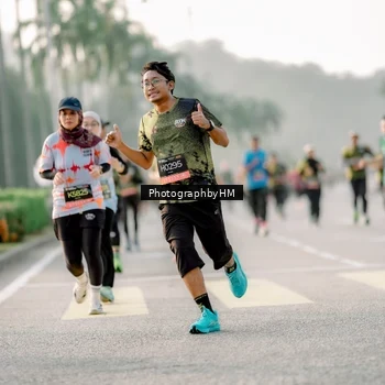 Runner Photo 6679798