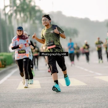 Runner Photo 6679799