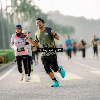 Runner Photo 6679800