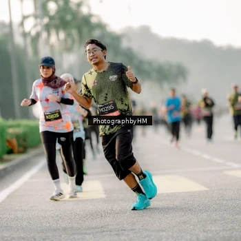 Runner Photo 6679810