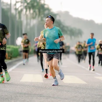 Runner Photo 6679821