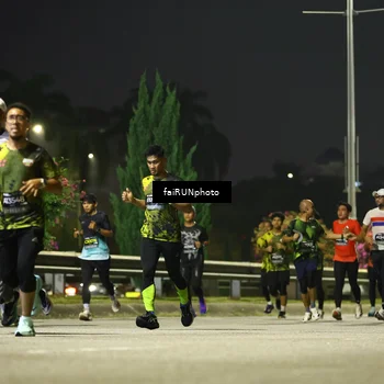 Runner Photo 6679829