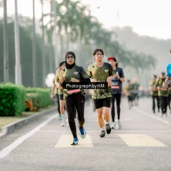 Runner Photo 6679850