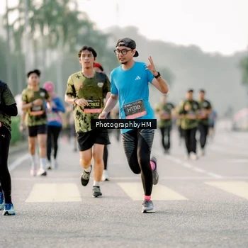 Runner Photo 6679859