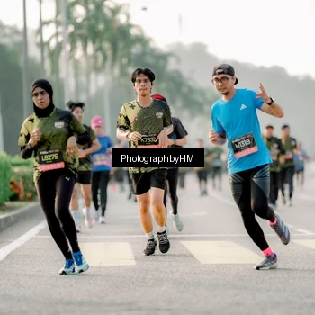 Runner Photo 6679865