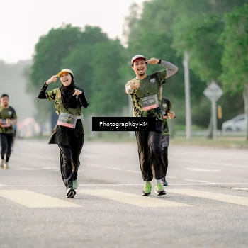 Runner Photo 6679880