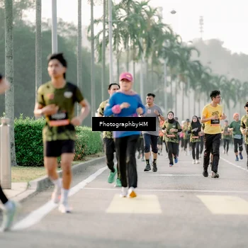 Runner Photo 6679889