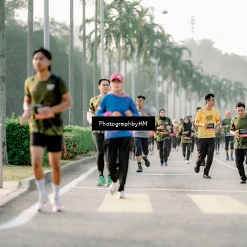 Runner Photo 6679896