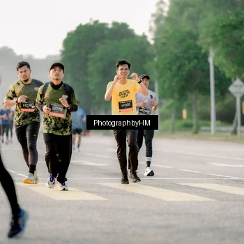 Runner Photo 6679924