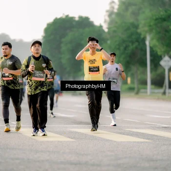 Runner Photo 6679933