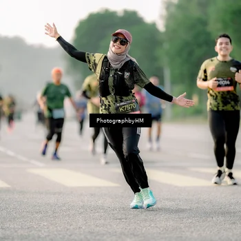 Runner Photo 6680004