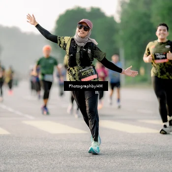 Runner Photo 6680010