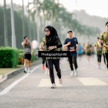 Runner Photo 6680029