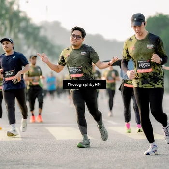 Runner Photo 6680042