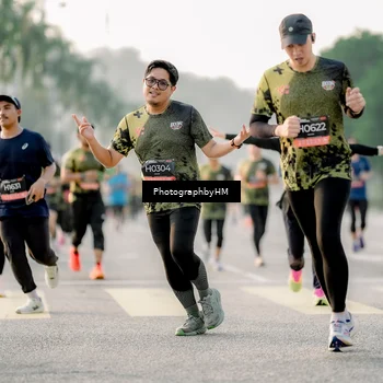 Runner Photo 6680049