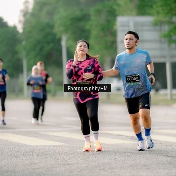 Runner Photo 6680068