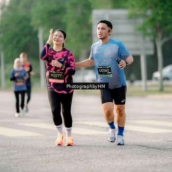 Runner Photo 6680073