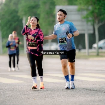 Runner Photo 6680075