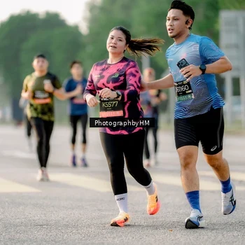 Runner Photo 6680079
