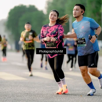 Runner Photo 6680090