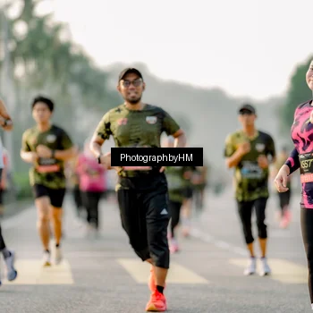 Runner Photo 6680095