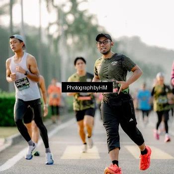 Runner Photo 6680098