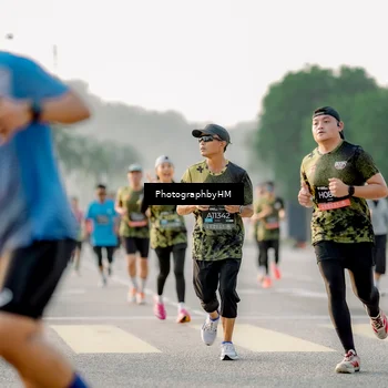 Runner Photo 6680106