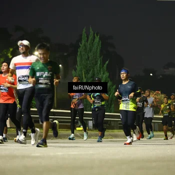 Runner Photo 6680130