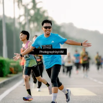 Runner Photo 6680169