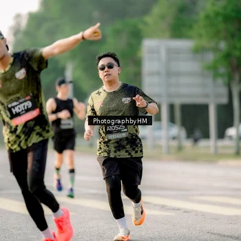Runner Photo 6680210