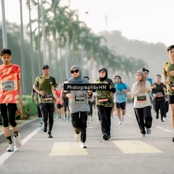 Runner Photo 6680224