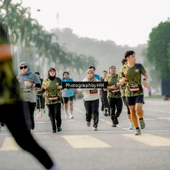 Runner Photo 6680225