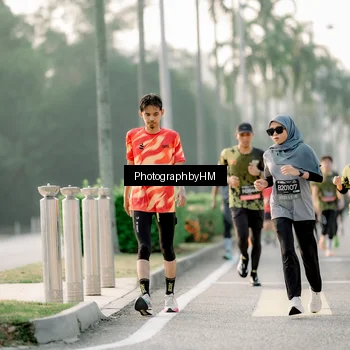 Runner Photo 6680238