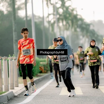 Runner Photo 6680243