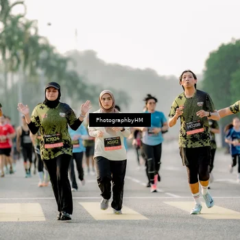 Runner Photo 6680270