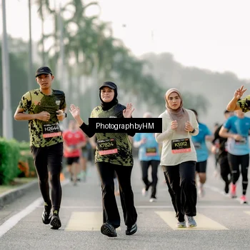 Runner Photo 6680277