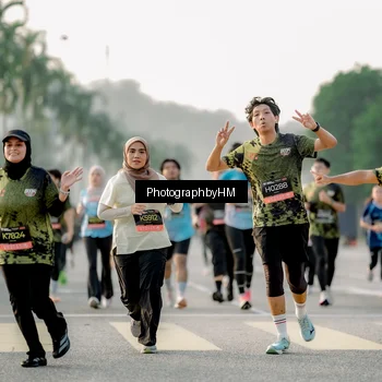 Runner Photo 6680280