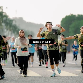 Runner Photo 6680281
