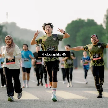 Runner Photo 6680285